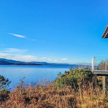 Holiday home In Nordtveitgrend With House Sea View