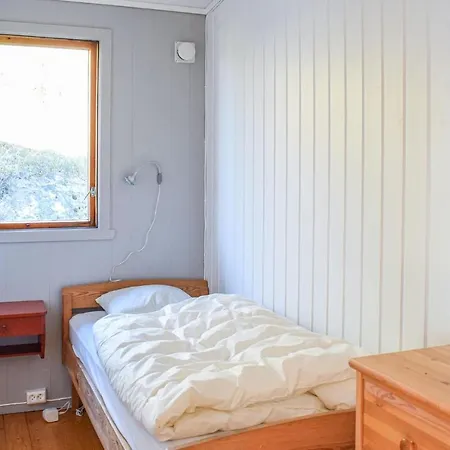 Casa Frente A La Playa En Nordtveitgrend Con Wifi *