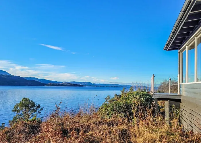 Vakantiehuis 4 Bedroom Lovely In Nordtveitgrend