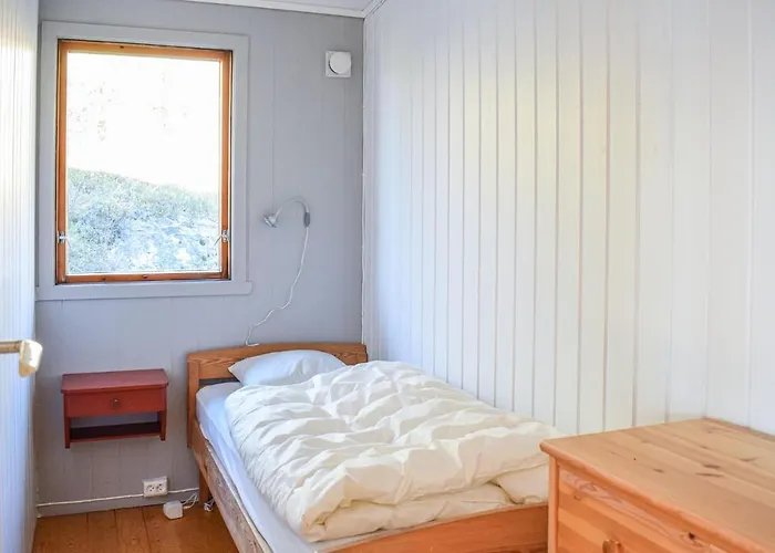 4 Bedroom Lovely In Nordtveitgrend *